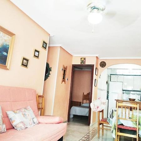 Apto Con Terraza Y 2 Dormitorios. 600 Megas Wifi. ซานตาโปลา ภายนอก รูปภาพ