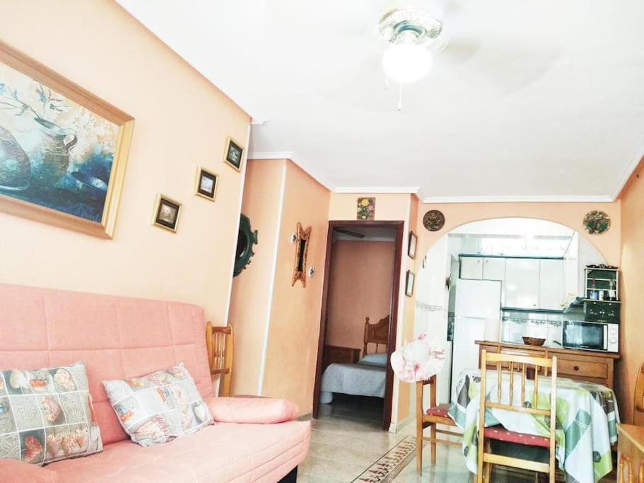 Apto Con Terraza Y 2 Dormitorios. 600 Megas Wifi. ซานตาโปลา ภายนอก รูปภาพ